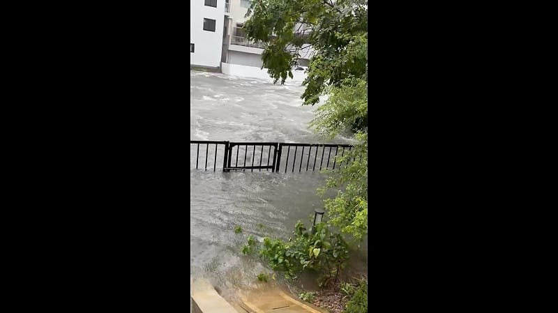 日本愛知縣名古屋市近期受到線狀對流的影響，市內各地遭到暴雨、洪水侵襲。&nbsp;&nbsp;&nbsp;圖：擷取自 @Yoshito_GYB X 分享影片