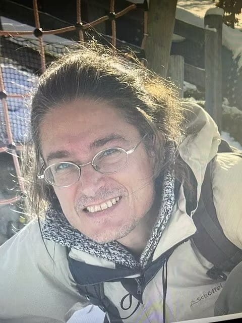 德國警方於魏斯魏勒附近一次交通檢查中，捕獲一名涉嫌對該國電網發動一系列破壞攻擊的通緝男子。&nbsp;&nbsp;&nbsp;圖:翻攝自 X @FaytuksNetwork