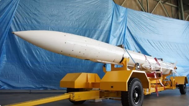 ASM-3 改是以 ASM-3 反艦導彈為基處進行升級改造的空對空導彈，不但可用於打擊空中目標，也保留了反艦的能力，甚至可能打擊陸上的目標。&nbsp;&nbsp;&nbsp;圖：翻攝自 騰訊網 軍武次位面