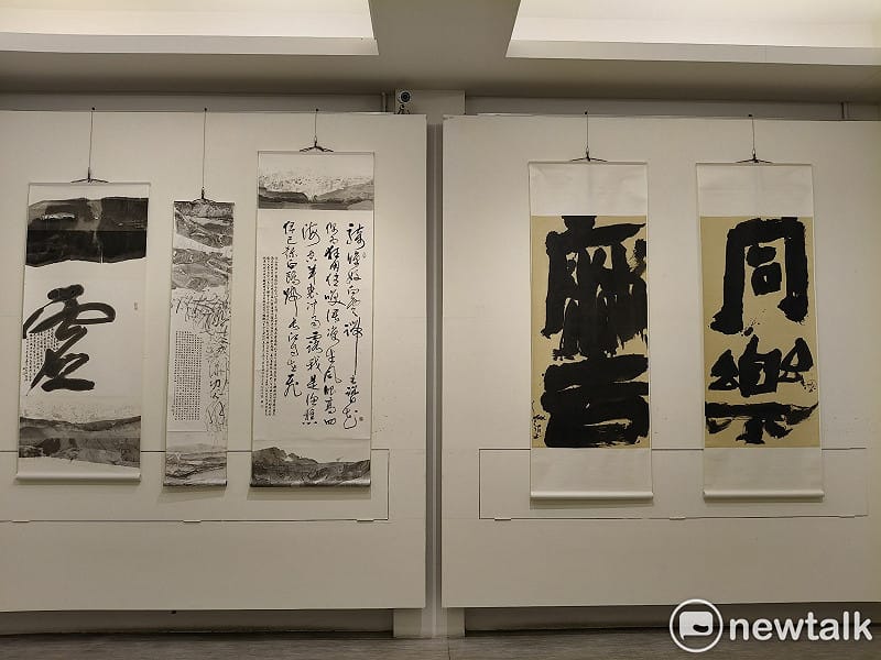 「女力綻放，葳蕤生光──女教授翰墨風情展」完美融合了學術理性與藝術感性，主辦單位誠摯邀請廣大藝術愛好者與各界人士前往觀賞，一同體會女教授們用翰墨書寫的時代溫柔與生命力量。&nbsp;&nbsp;&nbsp;圖：黃博郎／攝
