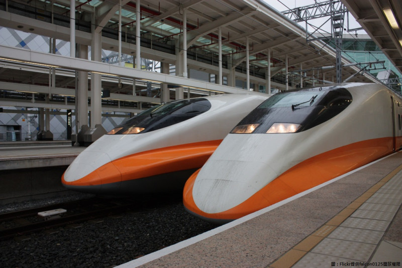台灣高鐵宣布明（11）日將維持正常營運服務。   圖：翻攝自Flickr／falcon0125開放權限