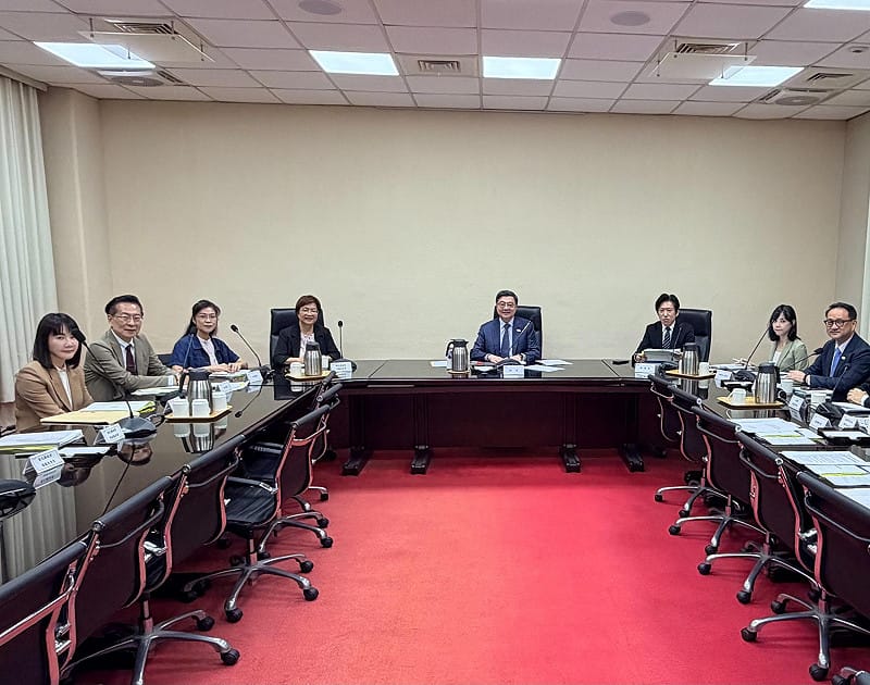 王惠美拜會政院討論建設規劃 卓榮泰：盼新協調模式成為中央地方合作參考