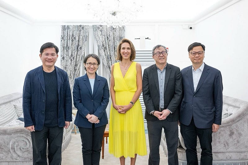 蕭美琴副總統(左二)與外交部長林佳龍(左一)在停留文托泰內期間,會晤歐洲議會復興歐洲黨團主席、議員阿耶(Valérie_Hayer,中)。 圖:外交部提供 蕭美琴副總統(左二)與外交部長林佳龍(左一)在停留文托泰內期間,會晤歐洲議會復興歐洲黨團主席、議員阿耶(Valérie_Hayer,中)。 圖:外交部提供