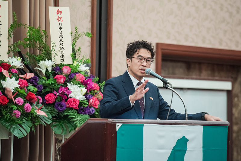 明治橋拆成435塊躺了20多年　沈伯洋喊重建：找回台北城市記憶