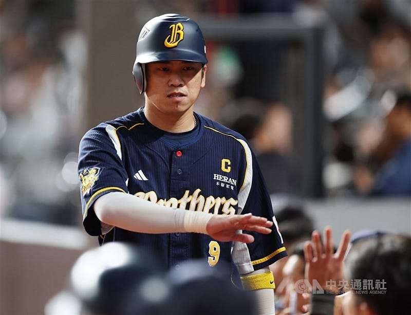 扛第4棒打擊率4成 王威晨也有過四番夢