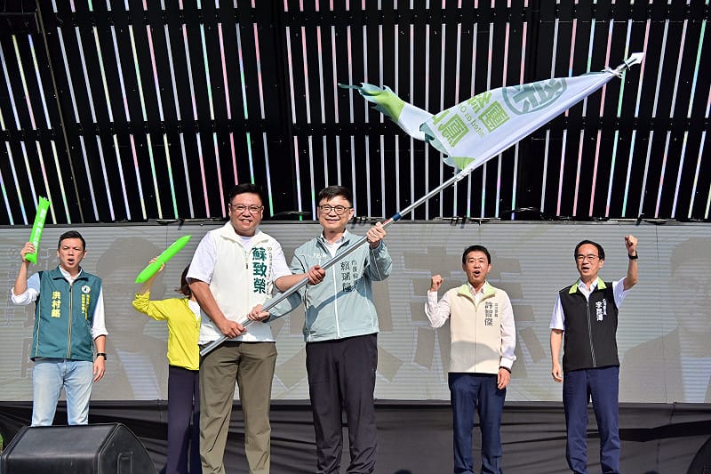 藍綠鳳山同日拚場 蘇致榮成立競總爭取議會過半關鍵一席