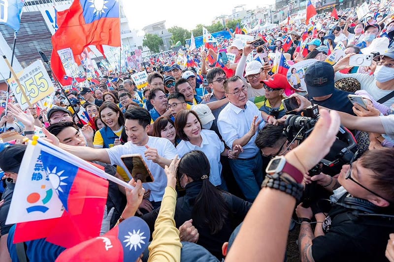 年底選戰焦點在「這兩都」!他預測:柯志恩有望翻盤高雄、藍白合沒用
