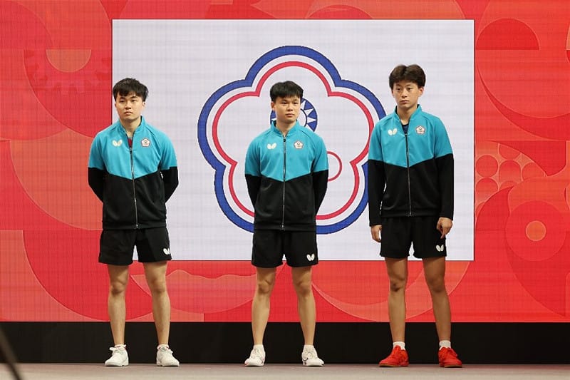 名古屋亞運桌球男團比賽，台灣隊派出林昀儒（左起）、馮翊新及郭冠宏上陣。（中華奧會提供）&nbsp;&nbsp;&nbsp;