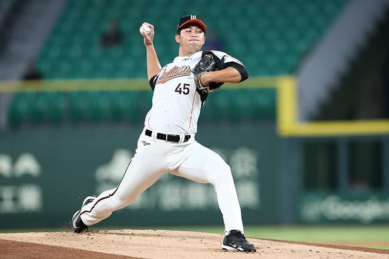 不想讓陳鏞基太早退休　獅隊周彥農7局優質先發奪首勝
