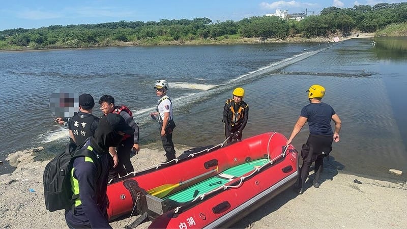 高雄3國中生大湖抽水站戲水　1人沉入水中、警消搜救