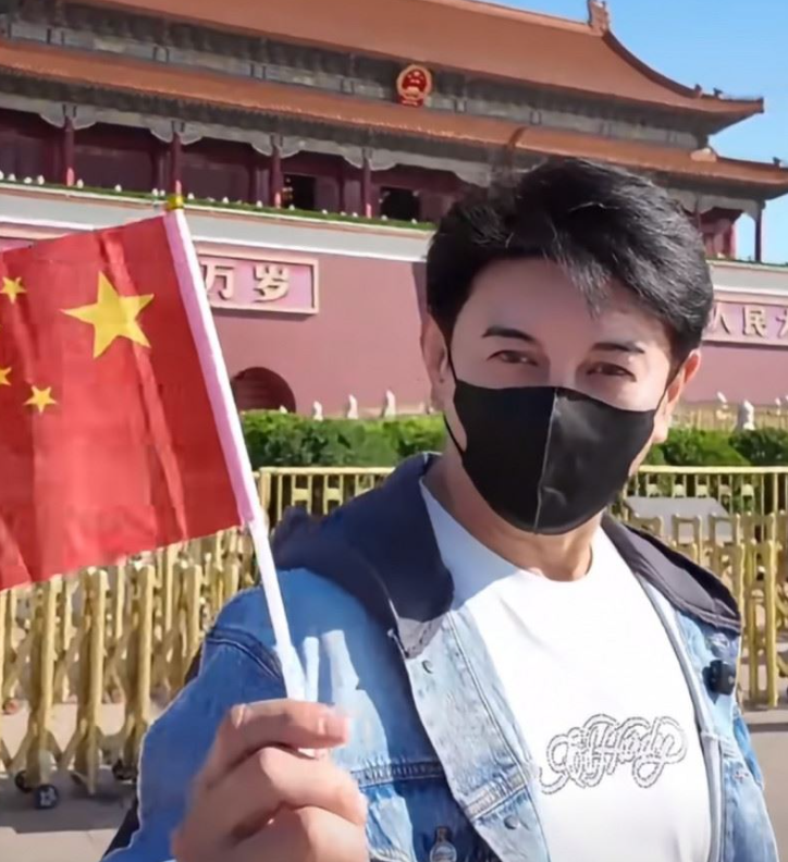 吳奇隆不來幫富邦悍將開球了！「揮五星旗慶祝中共國慶」掀抵制潮