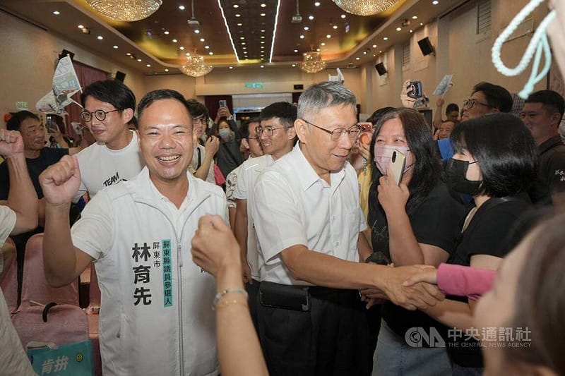 柯文哲屏東輔選 喊民眾黨不能永遠只是網路政黨