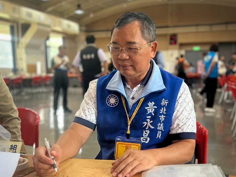 涉發關廟麵賄選! 新北市議員黃永昌複訊後遭檢聲押禁見