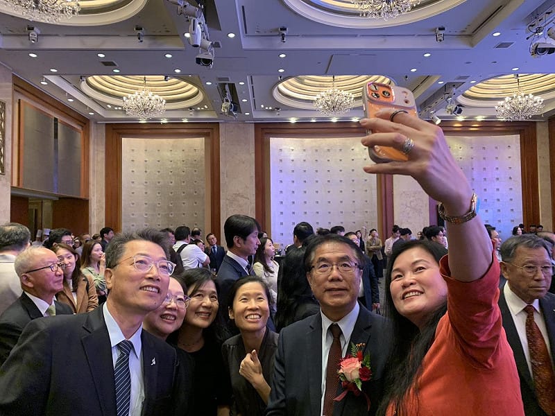駐韓國代表處舉辦雙十國慶酒會，台南市長黃偉哲受丘高偉大使邀請，特別赴韓與當地各界貴賓共慶國家生日。&nbsp;&nbsp;&nbsp;圖：台南市政府提供