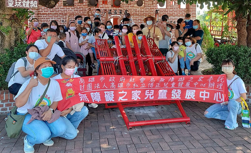 除了「攻炮城」，也結合手作工藝將成品帶回家。&nbsp;&nbsp;&nbsp;圖：美濃客家庄教學農場／提供