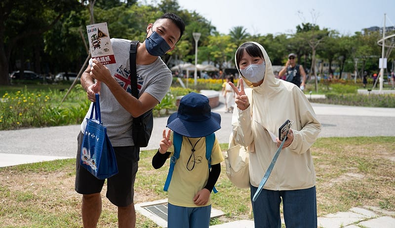 一家三口參加義路尋蹤親子組賽事。&nbsp;&nbsp;&nbsp;圖：高雄市客委會／提供