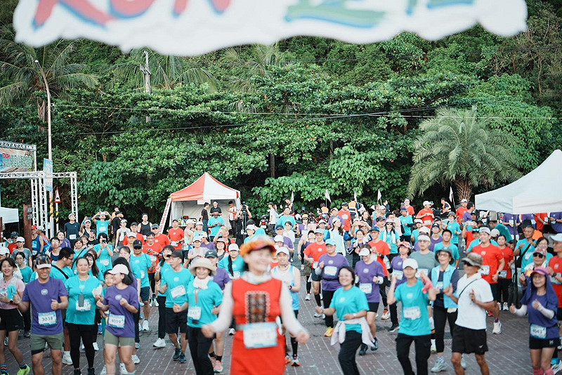 縫迴山海祭路跑民四感受南迴獨有的自然風光與部落人文魅力。&nbsp;&nbsp;&nbsp;圖：台東縣達仁鄉公所／提供