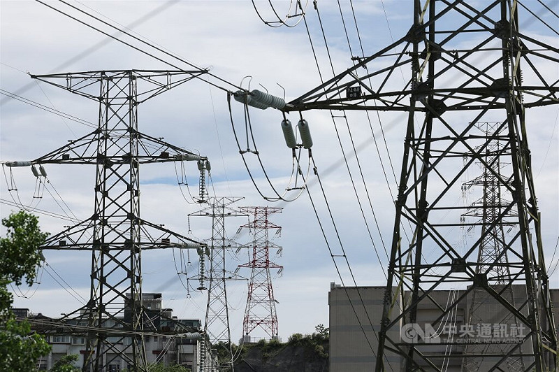 9月電力景氣燈號「連18紅」 台綜院估半導體用電全年破500億度