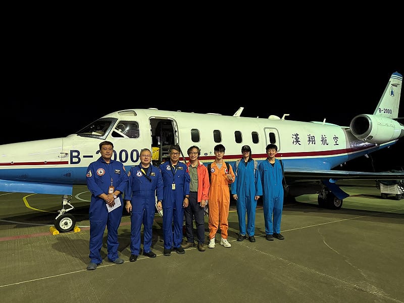任務期間，飛機飛升至約1萬3,000公尺高空，針對薔琵颱風暴風範圍周邊，及其可能行經的重要區域進行觀測。&nbsp;&nbsp;&nbsp;圖：氣象署／提供