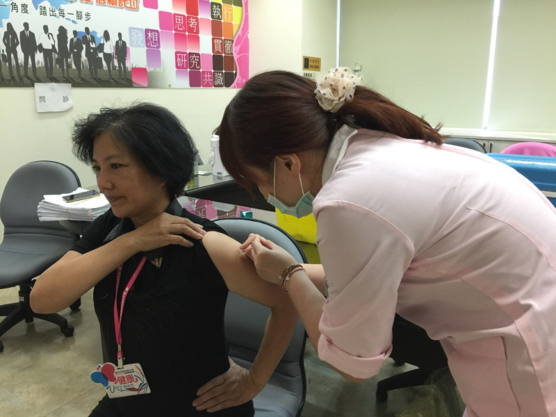 出問題的流感疫苗，分發到新竹市衛生局共有4955劑，但均未給醫療院所使用。   圖：新頭殼資料照片