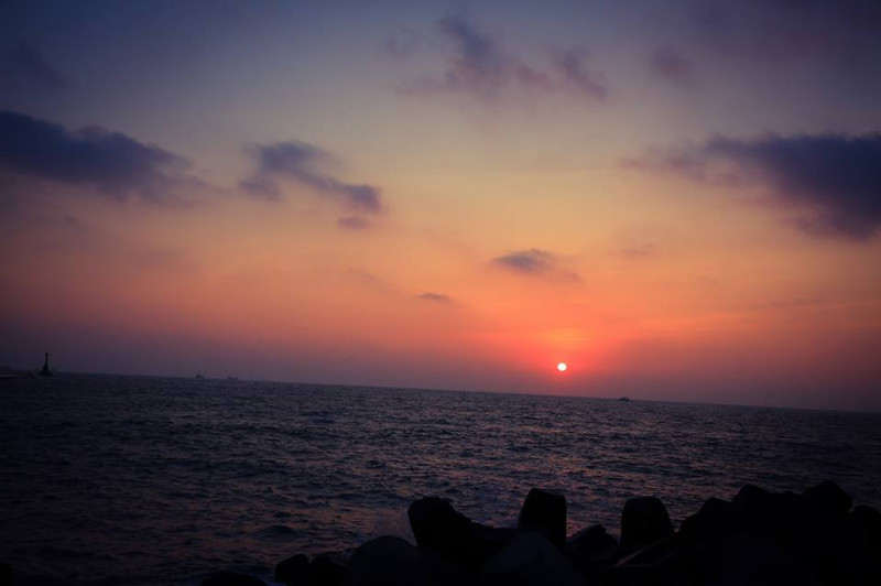 高雄西子灣的夕陽是全台十大美景之一。   圖：翻攝旅遊玩咖臉書