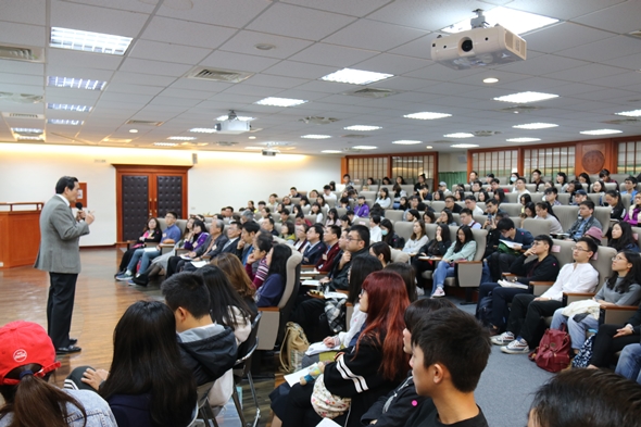 馬英九2018年的第一場演講在東吳大學談論九二共識的來龍去脈。   圖：東吳大學/提供