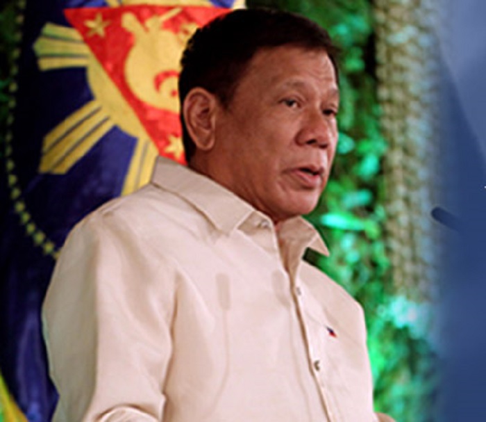 菲律賓總統杜特地是否會因修憲改制而延長任期，吹皺菲國政壇一池春水。   圖：翻攝杜特地臉書