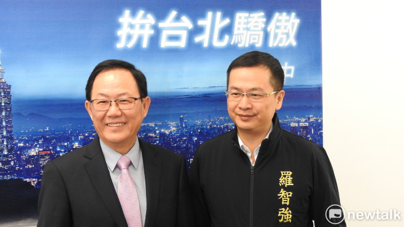 國民黨內台北市長初選參選人丁守中（左）。   圖：新頭殼資料照