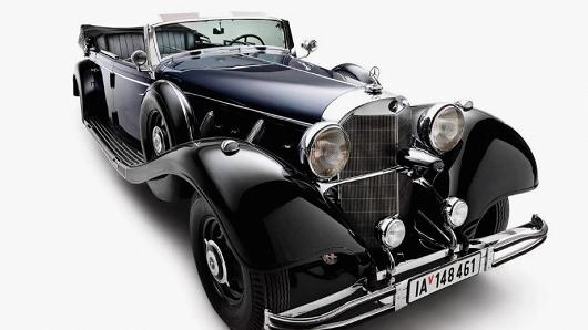 納粹德國元首希特勒的閱兵禮車在當時是最高級配備，6公尺長的車身可坐8人，時速最高可達160公里。   圖：翻攝世界拍賣行官網