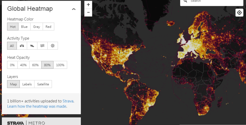 Strava健身App日前公布全球使用10億筆的熱點地理分布圖，中東地區特別亮眼，也意外讓不少基地曝光。   圖：翻攝Strava健身App地圖