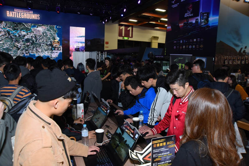 台北電玩展最後日人氣不減 35萬人次熱情無極限。   圖：TGS/提供