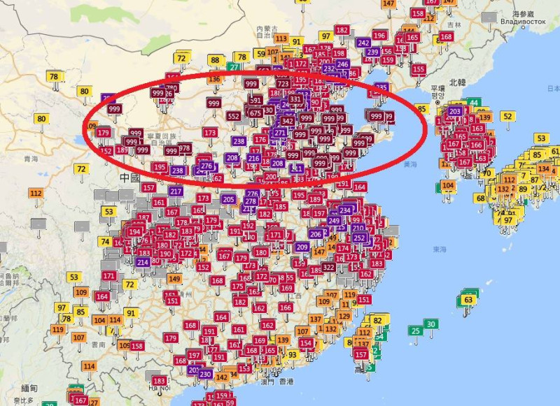 鄭明典用「Air Pollution in the World」觀測圖解釋近日中國空污是因為內蒙古沙塵暴。   鄭明典臉書/翻攝