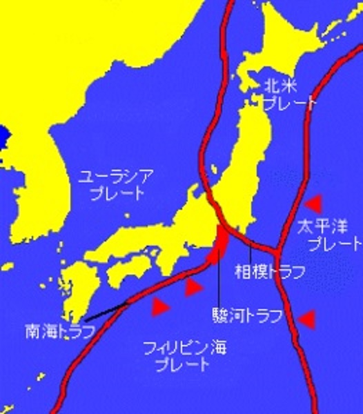 日本政府地震調查委員會關於日本周邊海底以及全國活斷層的推定的發生確率，通常是毎年、1月1計算而後公佈，這次會在2月9日公布如此驚人的數字，一般認為跟台灣地震不無關係。   圖：翻攝Times Change（http://eggman-warlrus.blogspot.jp/2013/06/blog-post_4.html）