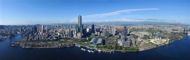 亞洲新灣區多功能經貿園區內第60、65、79期重劃，在土污改善後完成重劃，推動重工業轉型經貿產業。   圖：高雄市政府/提供