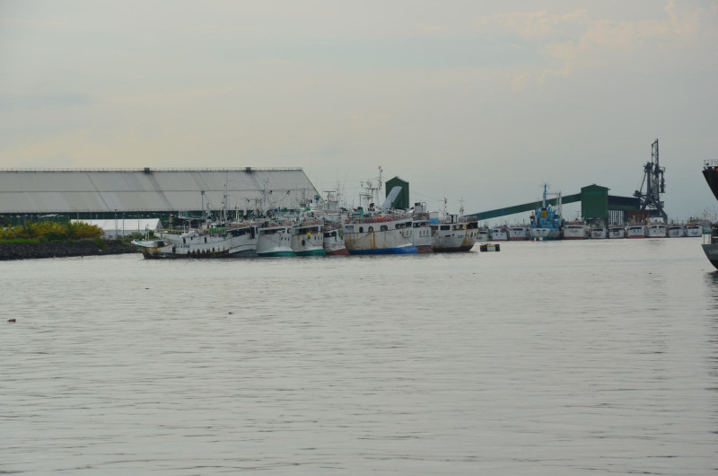 2017上半年綠色和平前往模里西斯調查印度洋漁撈作業，發現有至少10艘的未登記的臺灣籍漁船，疑似於印度洋從事違法捕撈作業。   圖：綠色和平/提供