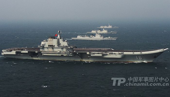 遼寧號戰鬥群在南海巡弋。   圖 : 翻攝自TP中國軍事圖片中心