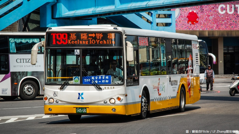 這次清明連假基隆市政府為了鼓勵市民多搭公車節能減碳，推出連假6天基隆市公車免費搭的活動！   圖：翻攝自Flickr／LF Zhang開放權限