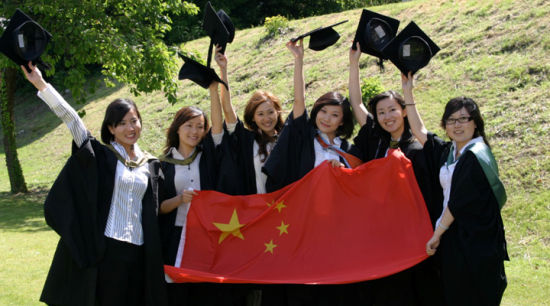 2017年中國出國留學人數達60.84萬人，創下歷史新高。   圖 : 翻攝自Seattle Chinese Times