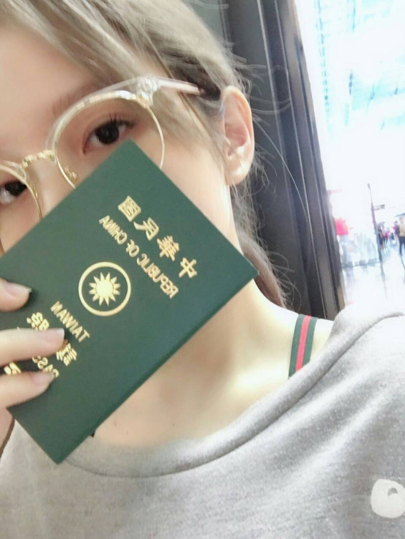台灣護照搶手常成為歹徒仿造的目標。   圖 : 翻攝自mandi臉書
