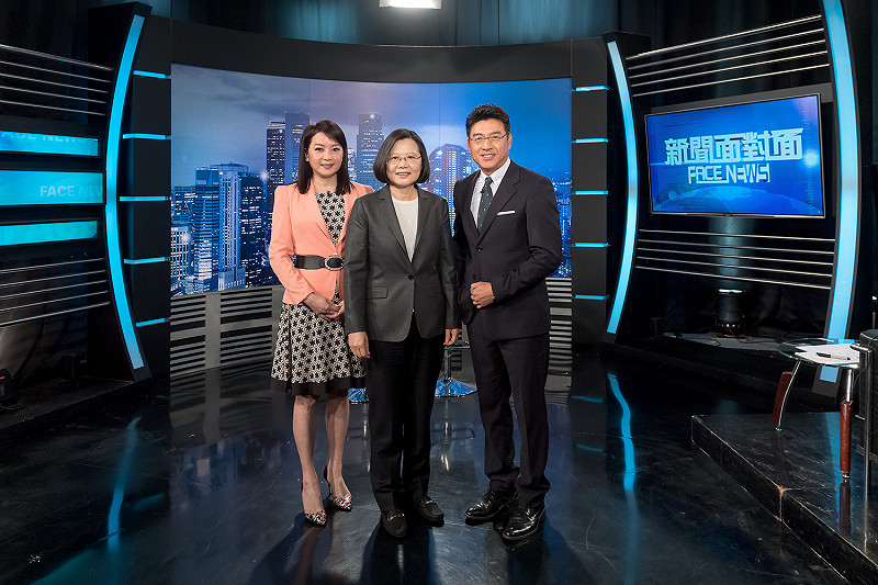 蔡英文總統今天（9日）晚間接受政論節目《新聞面對面》專訪。   圖：總統府提供