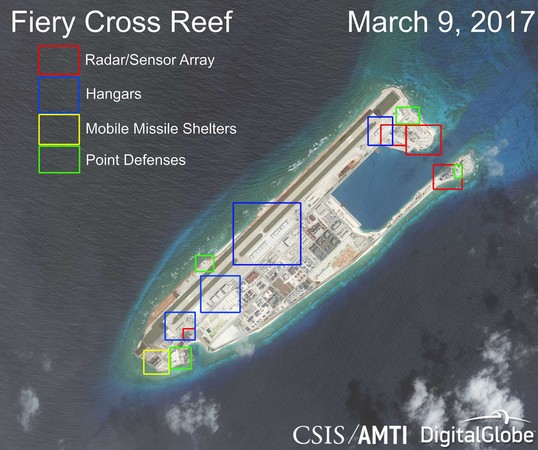 美國偵查發現，中國在南沙島礁部署電子干擾設備。   圖 : 翻攝自CSIS/AMTI