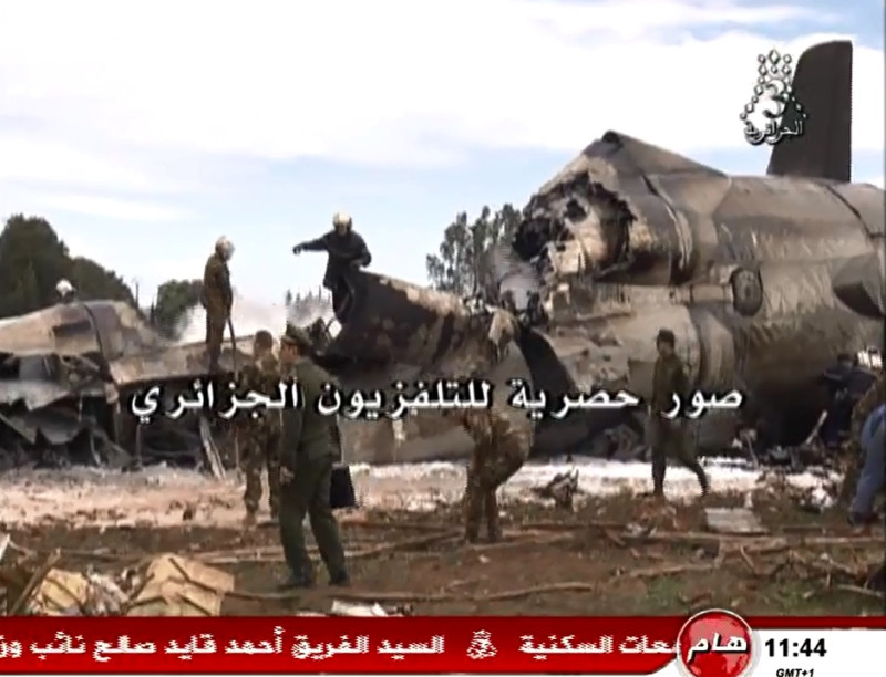阿爾及利亞11日一架軍機墜毀，死傷慘重。   圖：翻攝阿爾及利亞國營電視台臉書