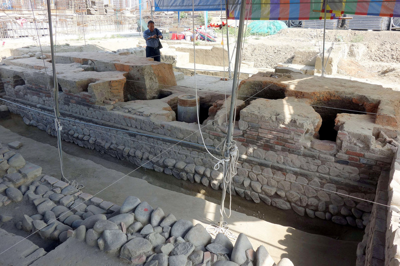 台南市善化區集村農舍建案工地今年一月挖出疑似漢人糖灶遺構，有連續6座糖灶，規模宏大，狀況良好，初判至少有150年的歷史。   圖：台南市政府/提供