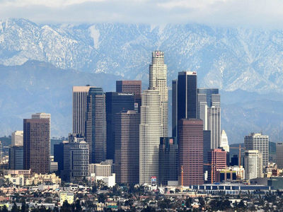 洛杉磯仍是全美臭氧污染最嚴重的城市，全年微粒污染程度排名第4。   圖 : 翻攝自百度百科