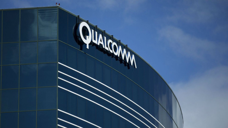 美國行動電話晶片製造巨擘高通（Qualcomm）今天表示，公司和荷蘭對手恩智浦半導體公司（NXP）推遲原定併購期限，以等待中國監管機構批准通過。   圖 : 翻攝自qz