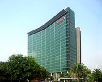 中國電信設備巨擘華為深圳總部。   圖 : 翻攝自維基百科