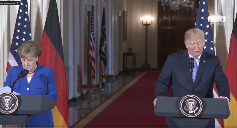 川普（Donald Trump）與梅克爾（Angela Merkel）在白宮會晤後，雙方召開聯合記者會。   圖/翻攝自川普推特