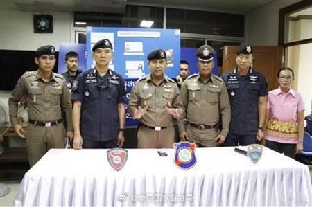泰國旅遊局隨同警方召開說明會說明處理經過。   圖：翻攝泰國旅遊局微博