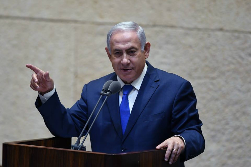 以色列總理納坦雅胡涉及4件貪腐案，卻因近日來加薩走廊的衝突，領導的「聯合黨」民調不降反升。   圖：翻攝納坦雅胡臉書