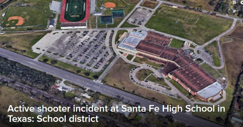 美國德州聖塔菲高中驚傳槍擊案，據稱有好幾人中槍，警方已經趕赴現場，槍手仍未被制伏。   圖：翻攝abc news